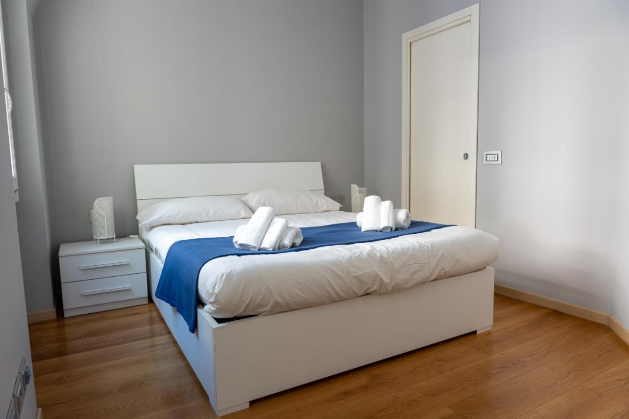 5 Min Duomo Luxury Home In Brera Design District Milano Exteriör bild