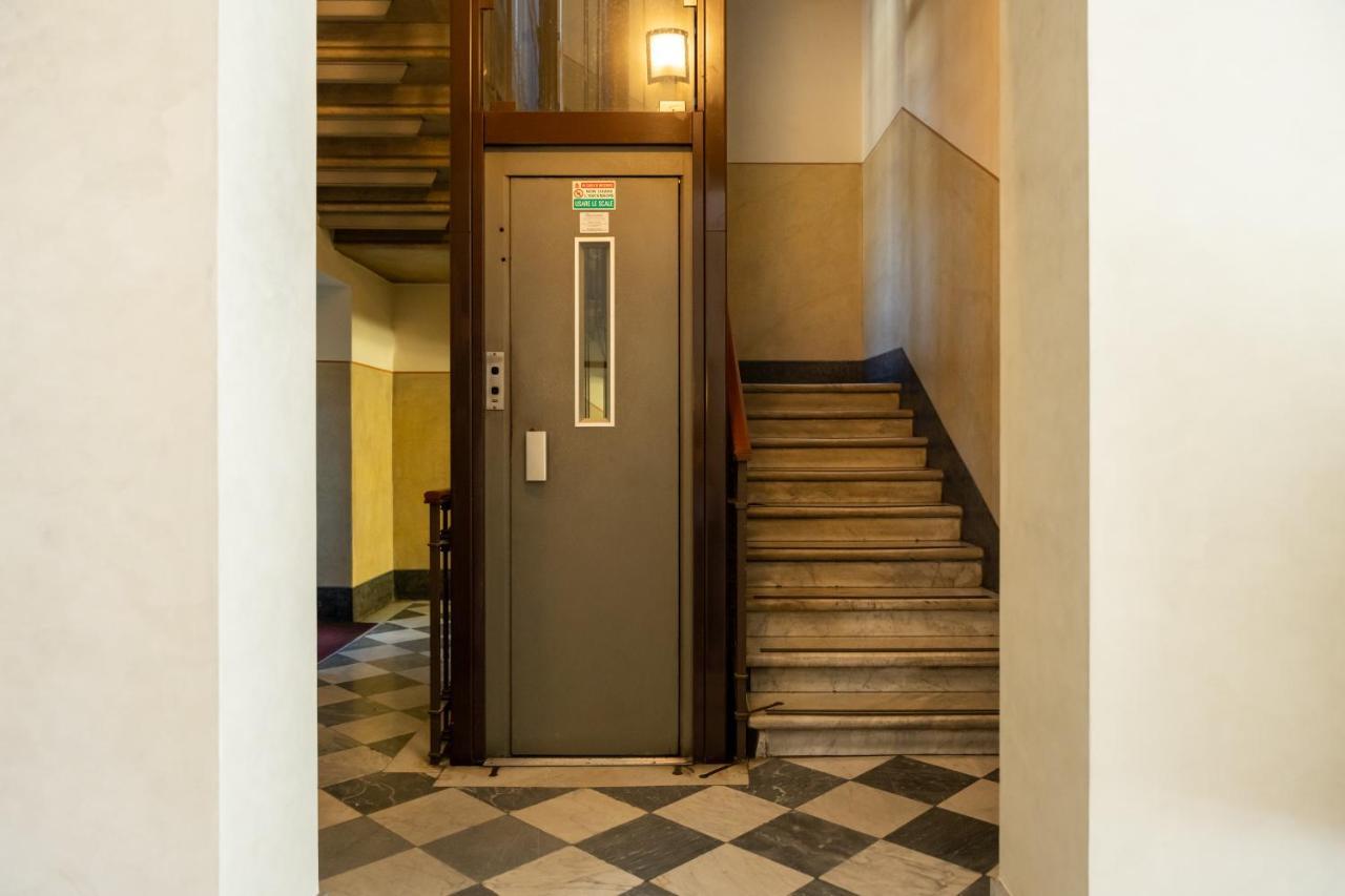 5 Min Duomo Luxury Home In Brera Design District Milano Exteriör bild